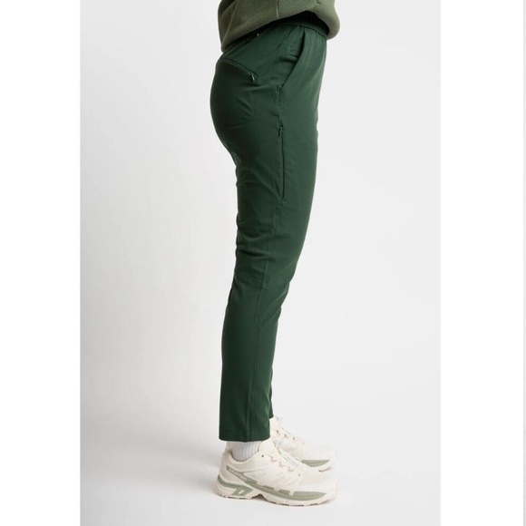 Alder Open Air Pants In Forest Green - Picture 2 of 10